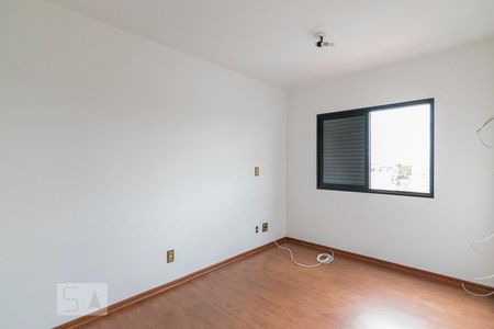 Quarto 1 de apartamento para alugar com 2 quartos, 70m² em Vila Scarpelli, Santo André