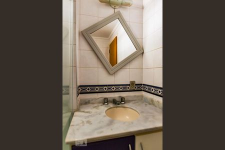 Banheiro de apartamento à venda com 3 quartos, 110m² em Parque Rural Fazenda Santa Cândida, Campinas