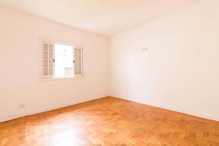 Casa à venda com 150m², 4 quartos e 2 vagas Casa à venda com 150m², 4 quartos e 2 vagasQuarto 01