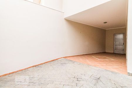 Casa à venda com 150m², 4 quartos e 2 vagas Casa à venda com 150m², 4 quartos e 2 vagasGaragem