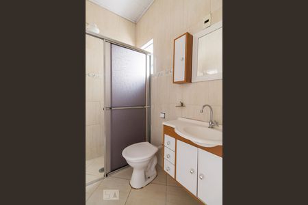 Casa à venda com 150m², 4 quartos e 2 vagas Casa à venda com 150m², 4 quartos e 2 vagasBanheiro da suíte