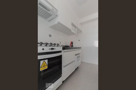 Cozinha de apartamento para alugar com 1 quarto, 53m² em Alphaville Industrial, Barueri