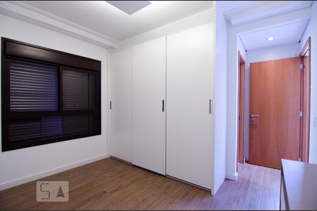 Suite de apartamento para alugar com 1 quarto, 57m² em Cambuí, Campinas