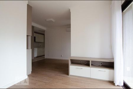 Sala de apartamento para alugar com 1 quarto, 57m² em Cambuí, Campinas