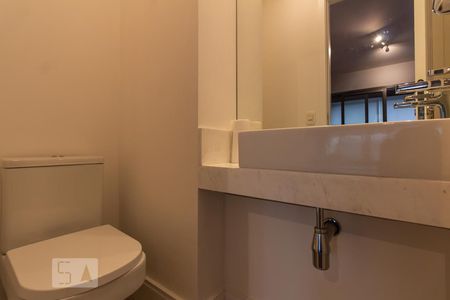 Lavabo de apartamento para alugar com 2 quartos, 105m² em Cidade Monções, São Paulo