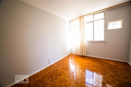 Apartamento à venda com 150m², 3 quartos e 1 vagaQuarto 2