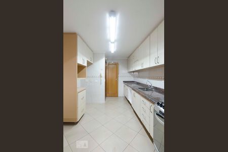 Apartamento à venda com 160m², 3 quartos e 2 vagasCozinha