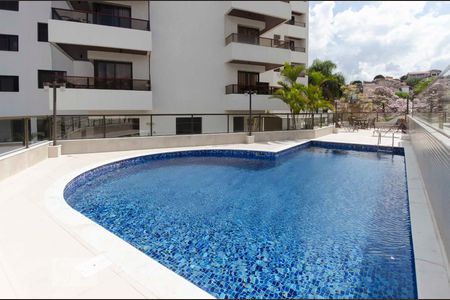 Apartamento à venda com 160m², 3 quartos e 2 vagasPiscina