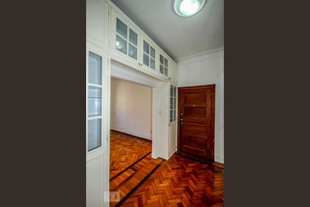 Hall de Entrada de apartamento à venda com 3 quartos, 160m² em Copacabana, Rio de Janeiro