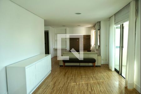 Apartamento para alugar com 147m², 3 quartos e 3 vagasSala