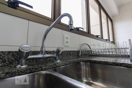 Cozinha de apartamento para alugar com 3 quartos, 147m² em Brooklin Paulista, São Paulo