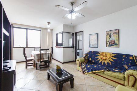 Sala de apartamento à venda com 2 quartos, 70m² em Barra da Tijuca, Rio de Janeiro