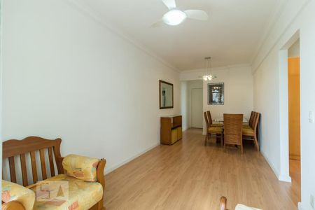 Sala de apartamento para alugar com 2 quartos, 60m² em Pechincha, Rio de Janeiro