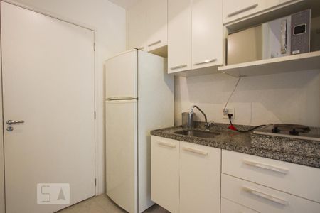 Cozinha de kitnet/studio para alugar com 1 quarto, 36m² em Santo Amaro, São Paulo