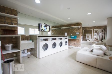 Lavanderia de kitnet/studio para alugar com 1 quarto, 36m² em Santo Amaro, São Paulo