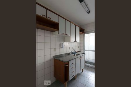 Apartamento à venda com 76m², 2 quartos e 1 vagaCozinha (Armários)