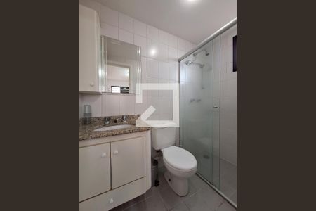 Apartamento à venda com 75m², 2 quartos e 1 vagaBanheiro Quarto 2