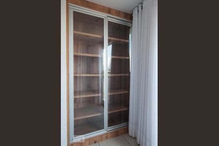 Sala de apartamento para alugar com 2 quartos, 58m² em Jardim Atlântico, Goiânia