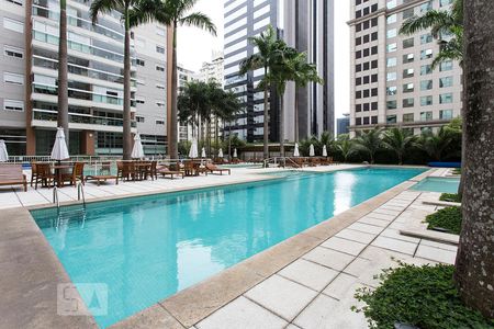 Apartamento à venda com 130m², 3 quartos e 3 vagasPiscina