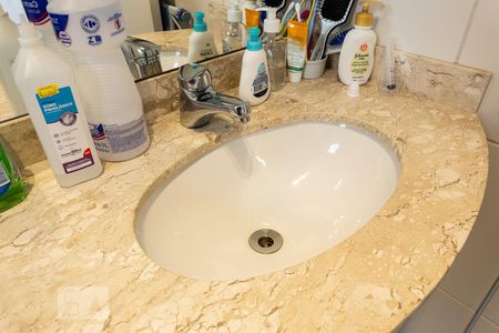 Banheiro da suíte 1 de apartamento à venda com 3 quartos, 130m² em Vila Olímpia, São Paulo