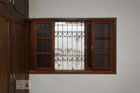 Casa para alugar com 481m², 4 quartos e sem vaga Casa para alugar com 481m², 4 quartos e sem vagaJanela do quarto 2