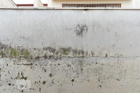 Casa para alugar com 481m², 4 quartos e sem vaga Casa para alugar com 481m², 4 quartos e sem vagaVista da janela do quarto 2