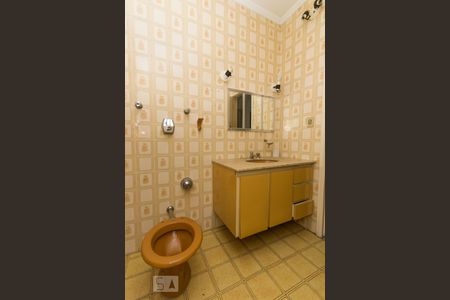 Casa para alugar com 481m², 4 quartos e sem vaga Casa para alugar com 481m², 4 quartos e sem vagaBanheiro