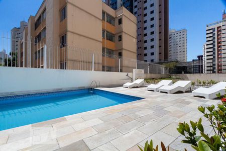 Apartamento à venda com 74m², 3 quartos e 1 vagaPiscina