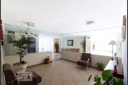 Apartamento à venda com 74m², 3 quartos e 1 vagaHall social