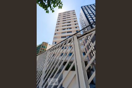 Apartamento à venda com 74m², 3 quartos e 1 vagaFachada