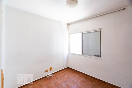 Apartamento à venda com 74m², 3 quartos e 1 vagaQuarto 2