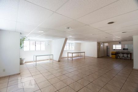 Apartamento à venda com 74m², 3 quartos e 1 vagaSalão de festas