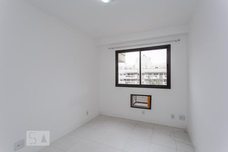 Apartamento à venda com 72m², 2 quartos e 1 vagaSuíte