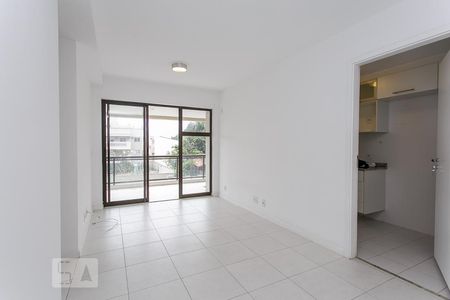 Sala de apartamento à venda com 2 quartos, 72m² em Recreio dos Bandeirantes, Rio de Janeiro