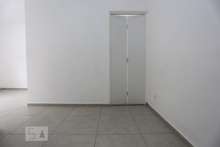 Cozinha de apartamento para alugar com 1 quarto, 40m² em Vila Osasco, Osasco