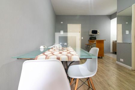 Sala de apartamento para alugar com 1 quarto, 35m² em Indianópolis, São Paulo