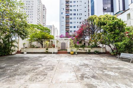 Apartamento à venda com 81m², 2 quartos e sem vagaCondomínio
