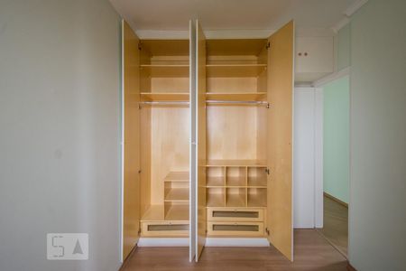 Apartamento à venda com 85m², 3 quartos e 2 vagasQuarto 2