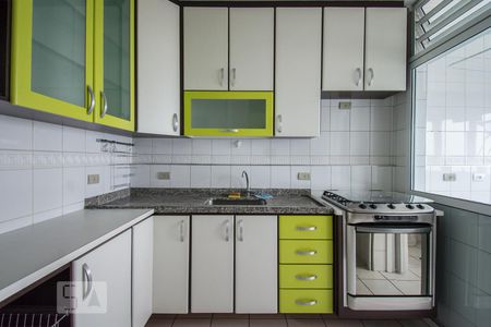 Apartamento à venda com 85m², 3 quartos e 2 vagasCozinha