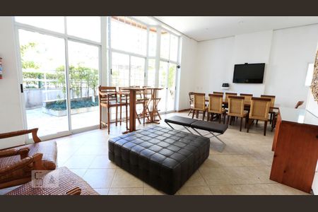 Apartamento à venda com 50m², 1 quarto e 2 vagas Apartamento à venda com 50m², 1 quarto e 2 vagasSalão de festas