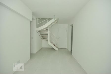 Sala de apartamento para alugar com 3 quartos, 121m² em Pechincha, Rio de Janeiro