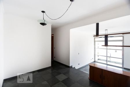 Sala de apartamento para alugar com 3 quartos, 84m² em Parque Imperial, São Paulo