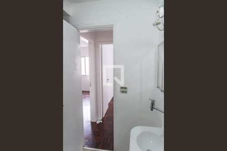 Apartamento à venda com 70m², 2 quartos e sem vaga Apartamento à venda com 70m², 2 quartos e sem vagaBanheiro