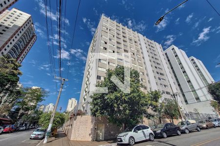Apartamento à venda com 70m², 2 quartos e sem vaga Apartamento à venda com 70m², 2 quartos e sem vagaFachada