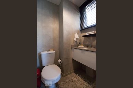 Lavabo de apartamento para alugar com 1 quarto, 77m² em Consolação, São Paulo