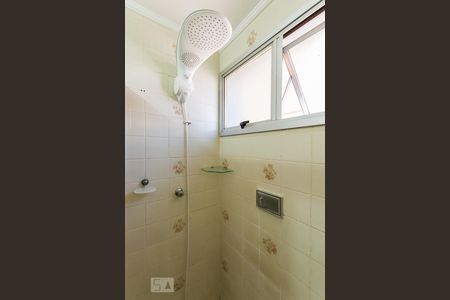 Banheiro de apartamento à venda com 1 quarto, 52m² em Jardim Proença, Campinas