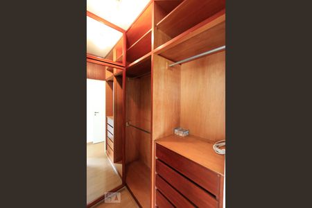 Apartamento à venda com 180m², 4 quartos e 3 vagasSuite 2