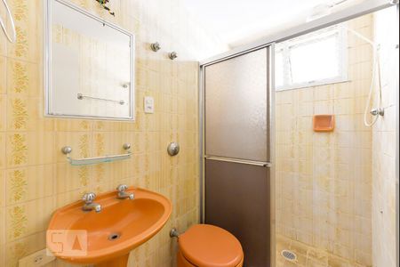 Banheiro de apartamento para alugar com 2 quartos, 70m² em Sumaré, São Paulo