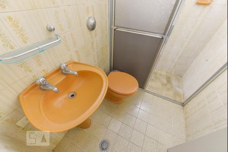 Banheiro de apartamento para alugar com 2 quartos, 70m² em Sumaré, São Paulo