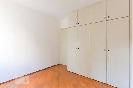 Quarto 1 de apartamento para alugar com 2 quartos, 70m² em Sumaré, São Paulo